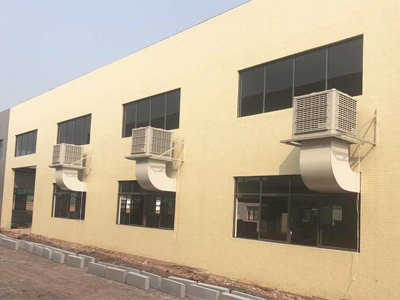 工業(yè)冷風(fēng)機(jī)與家用冷風(fēng)機(jī)降溫效果哪個好,廠家解答 工業(yè)冷風(fēng)機(jī)與家用冷風(fēng)機(jī)降溫效果哪個好,廠家解答